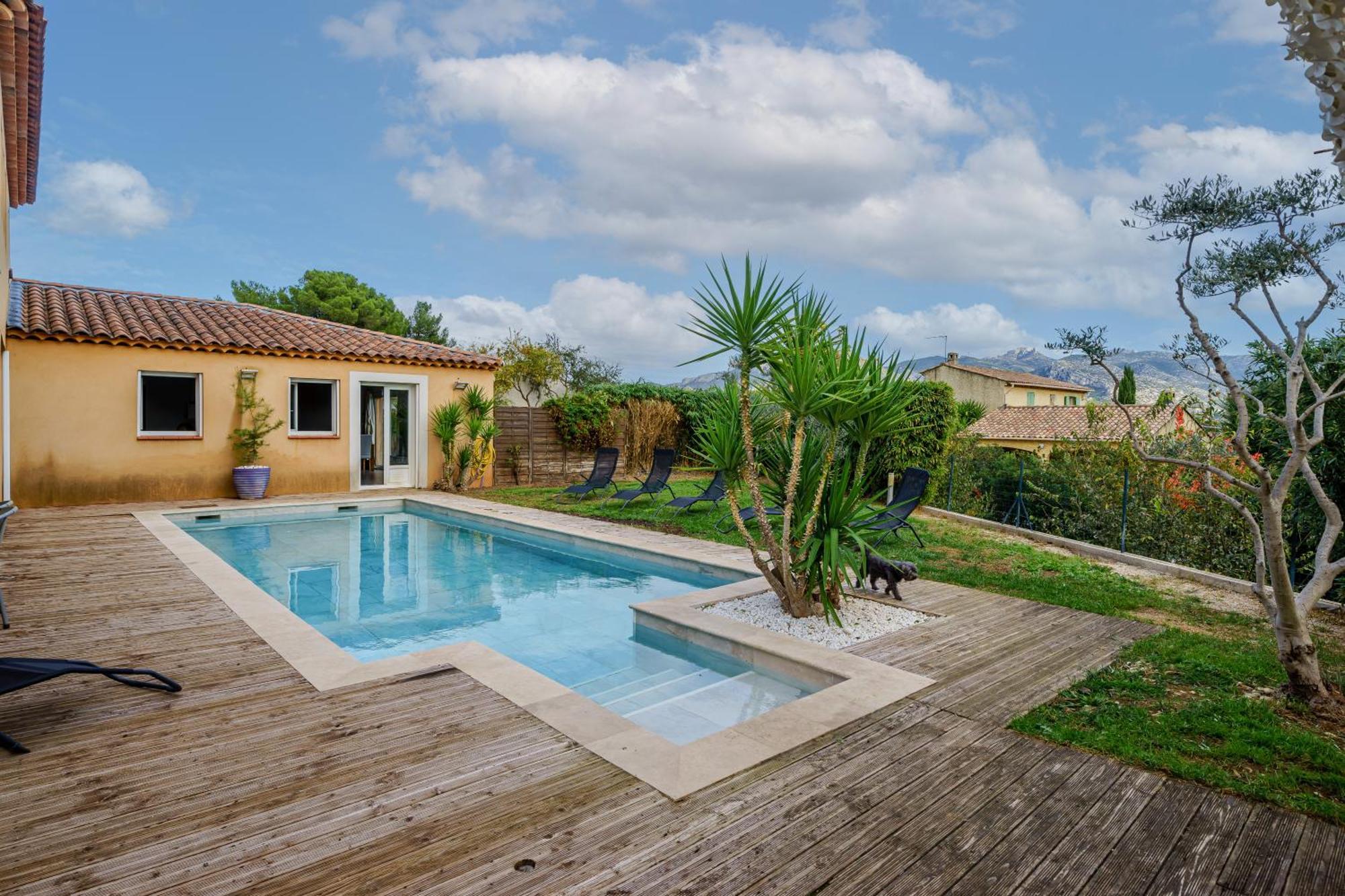 Maison Plain-Pied Aubagne Exterior photo